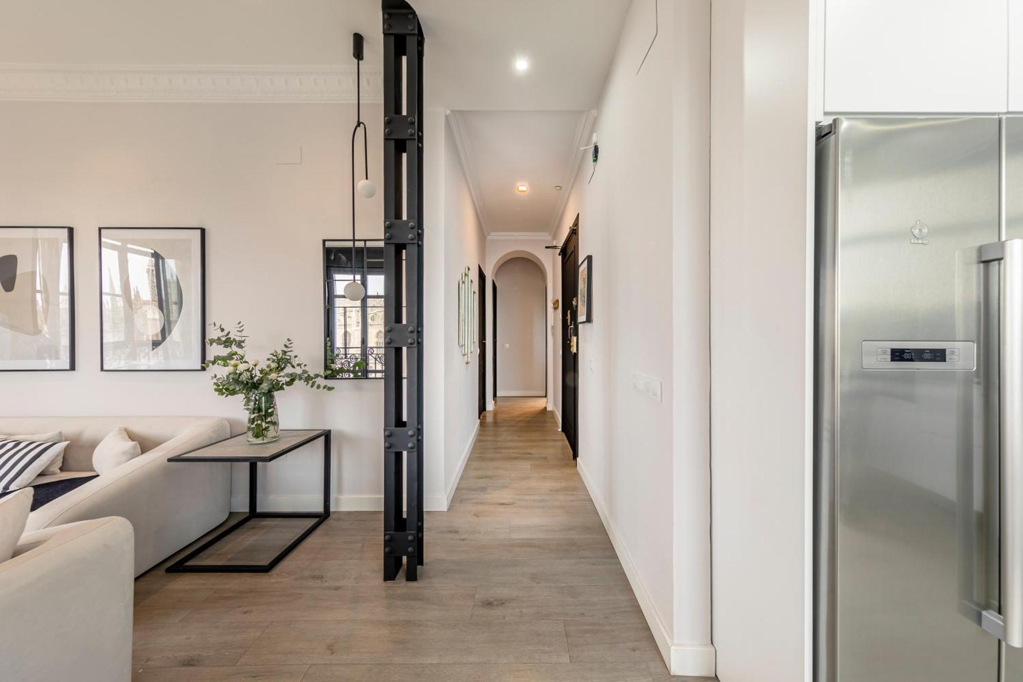 Isg Apartments Modern Atticpool At The Cathedralfree Parking Севилья Экстерьер фото